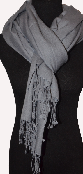 Empar is wearing a fullsize Ama Dablam shawl in Medium Gray (#ADft-033)